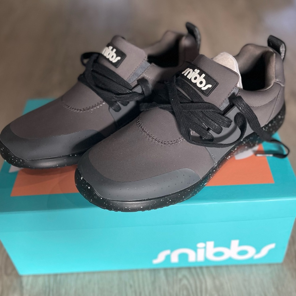 BNWT Snibbs Non-Slip Women’s Work Shoes
